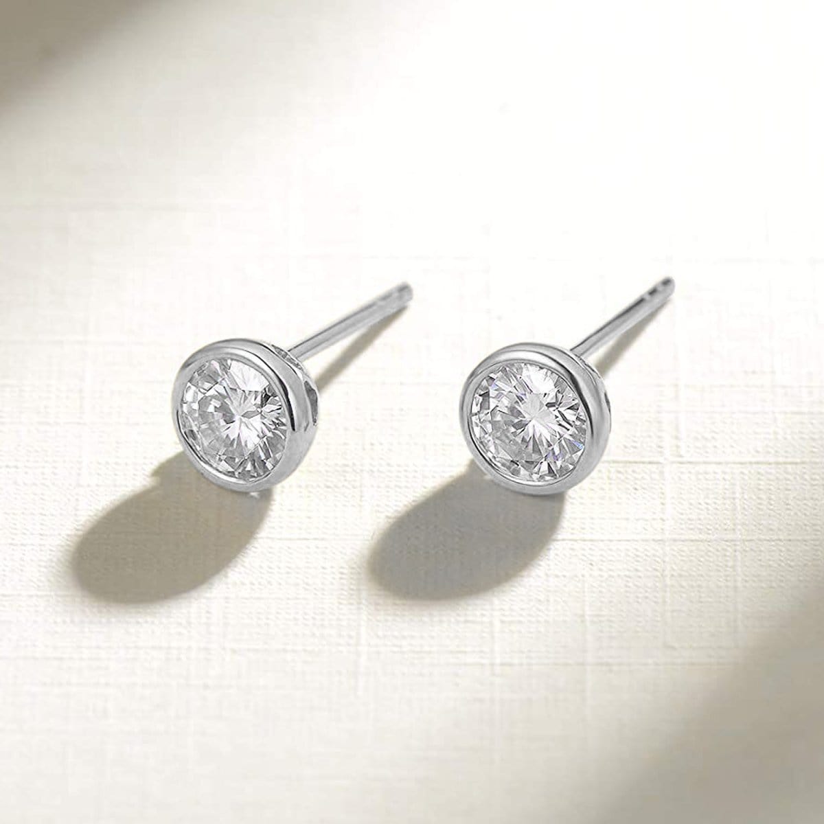 14K White Gold 1 Carat Classic Round Bezel Moissanite Solitaire Stud Earrings